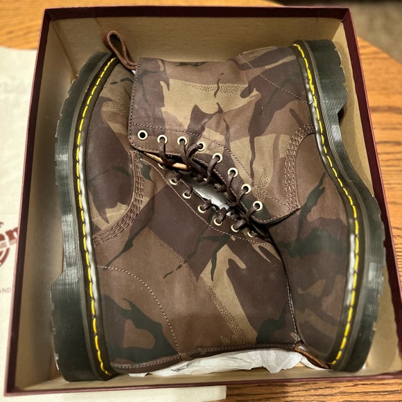 ⭐️ Dr. Martens Made in England Camo Pascal 1460 US 12 UK 11 GREAT CONDITION! - Picture 14 of 16